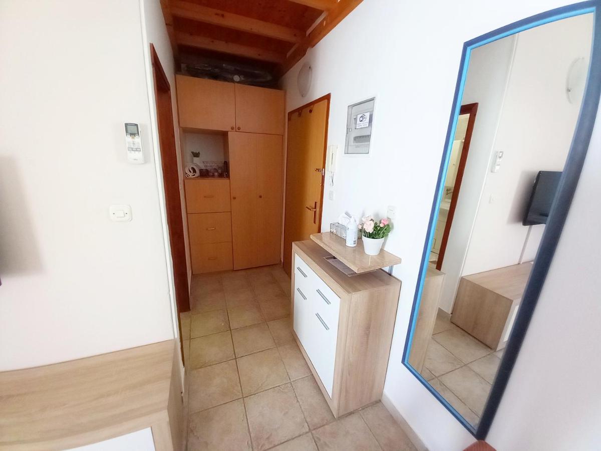 Apartment Karlo Medulin Exterior photo