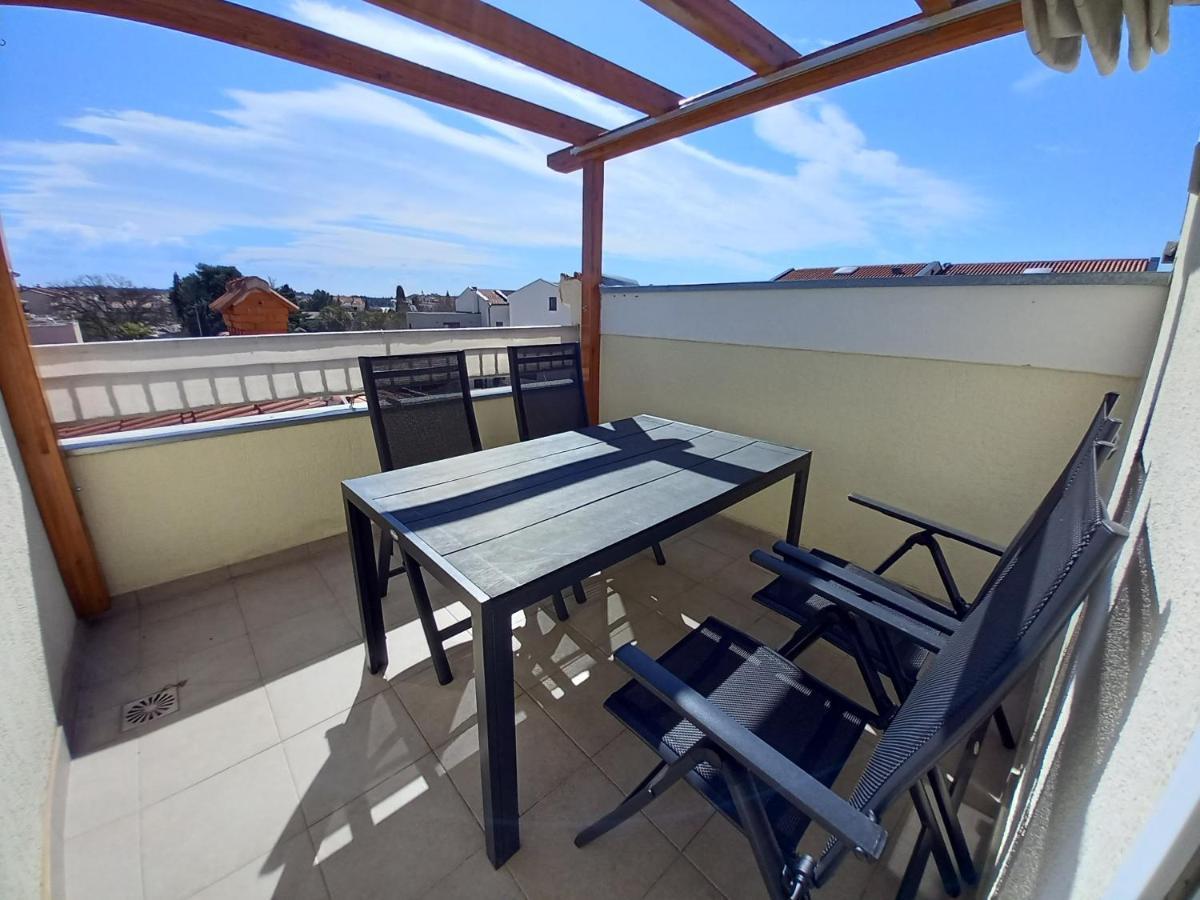 Apartment Karlo Medulin Exterior photo